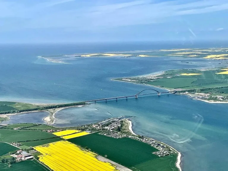 Rundflug-Fehmarn-mit-Fehmarnsund