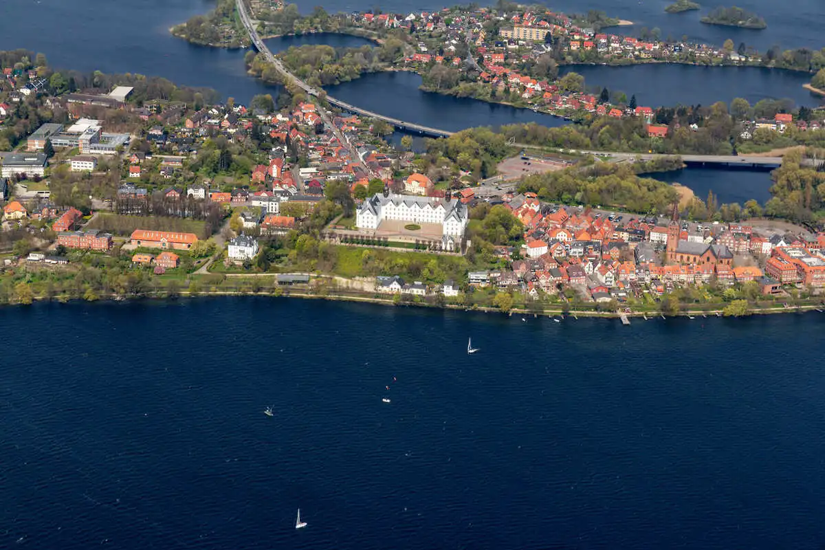 Rundflug Plöner Schloss